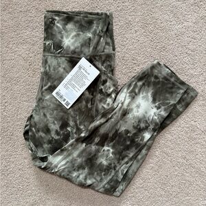 Lululemon Athletica  Align HR inseam 25” size 14